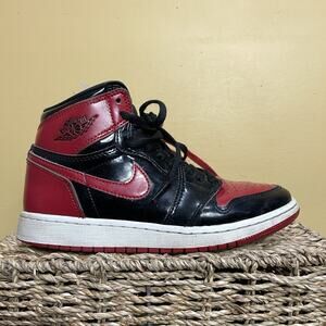 Nike Jordan Retro High OG Patent Red (575441-063) Youth Size 4.5Y.